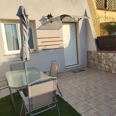 بيت للعطل Brezza Marina كوارتو سانتيلينا